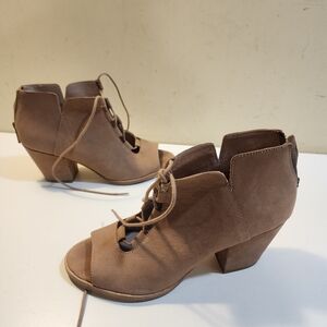 Eileen Fisher Fallon tumbled nubuck lace-up Tan Lace-Up Ankle Boots 7.5